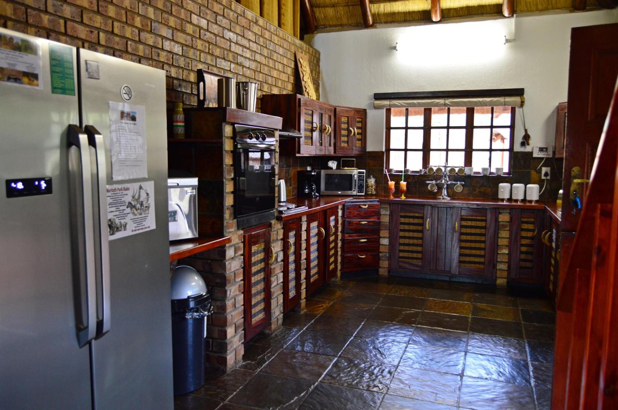 Bona Ngwenya Lodge & Safaris Marloth Park Exterior foto